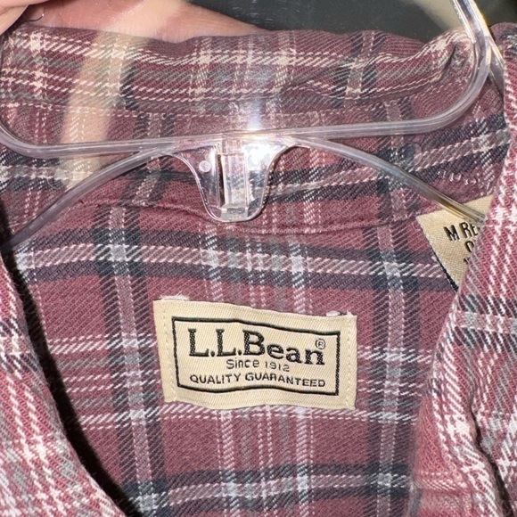 L.L. BEAN Men's Long Sleeve Faded Red Plaid Button Down Shirt Medium - Picture 3 of 7